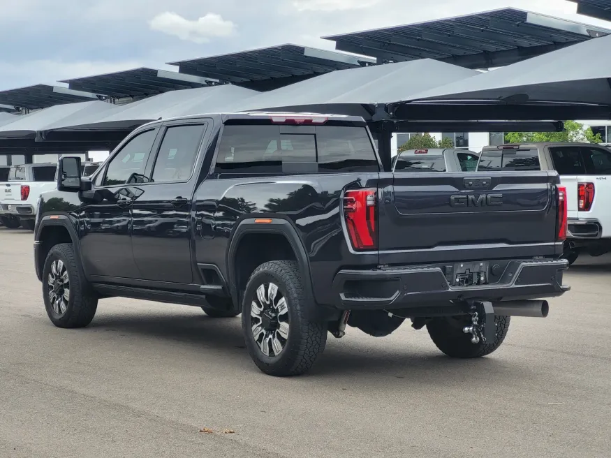 2024 GMC Sierra 2500HD Denali | Photo 4 of 25