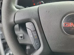 2025 GMC Savana Commercial Cutaway | Thumbnail Photo 13 of 20