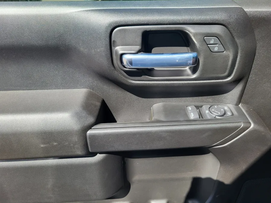 2026 GMC Sierra 2500HD Pro | Photo 18 of 22
