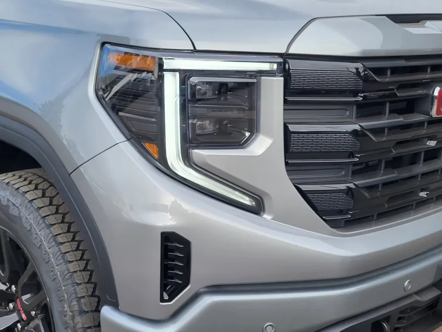 2026 GMC Sierra 1500 Elevation | Photo 4 of 24