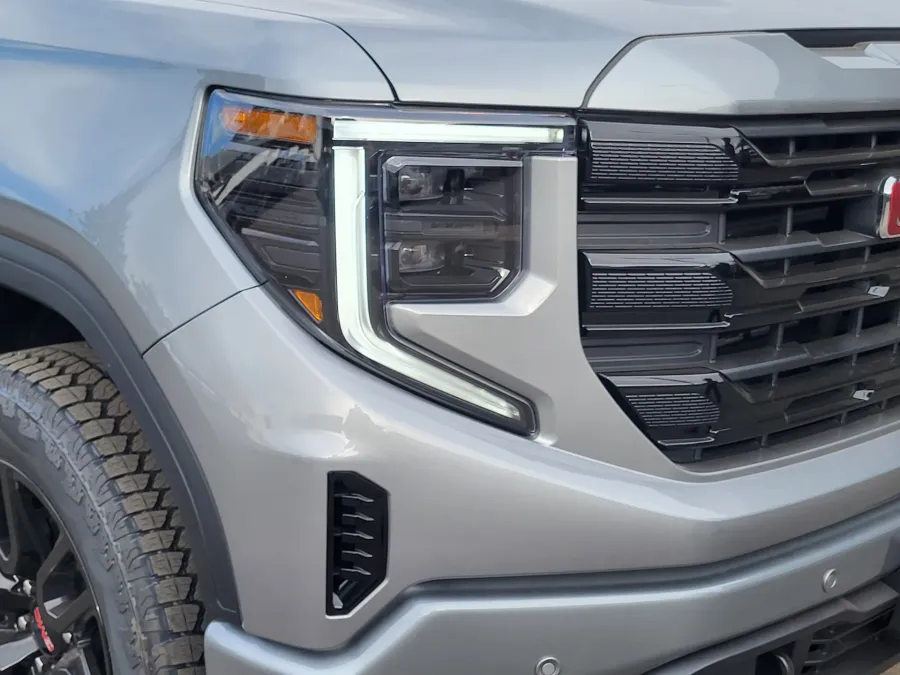 2026 GMC Sierra 1500 Elevation | Photo 4 of 24