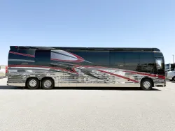 2017 Emerald Prevost X3-45 Double Slide | Thumbnail Photo 2 of 34