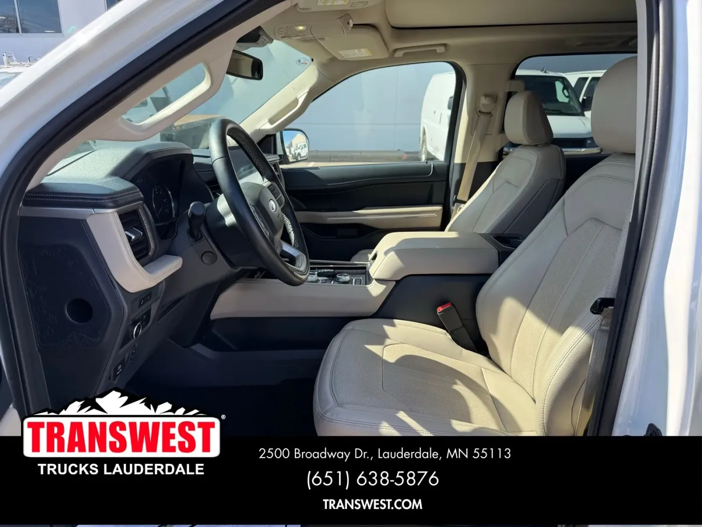 2024 Ford Expedition Limited | Photo 4 of 22