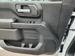 2026 GMC Sierra 2500HD Pro | Thumbnail Photo 17 of 24