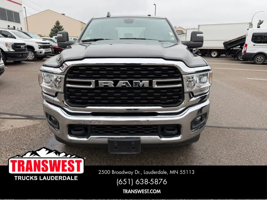 2024 RAM 2500 Big Horn | Photo 7 of 23