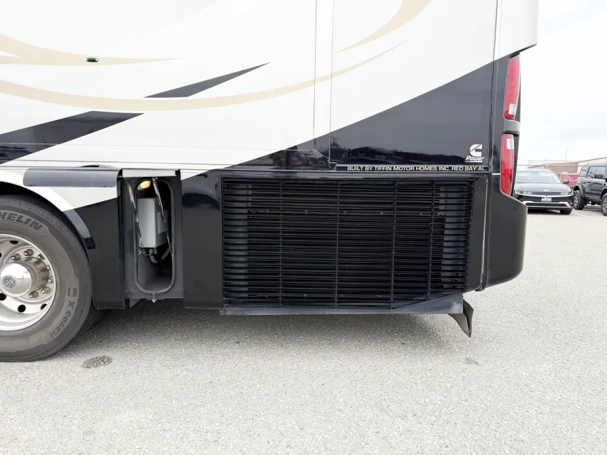 2010 Tiffin Allegro Bus 40QXP | Photo 10 of 12