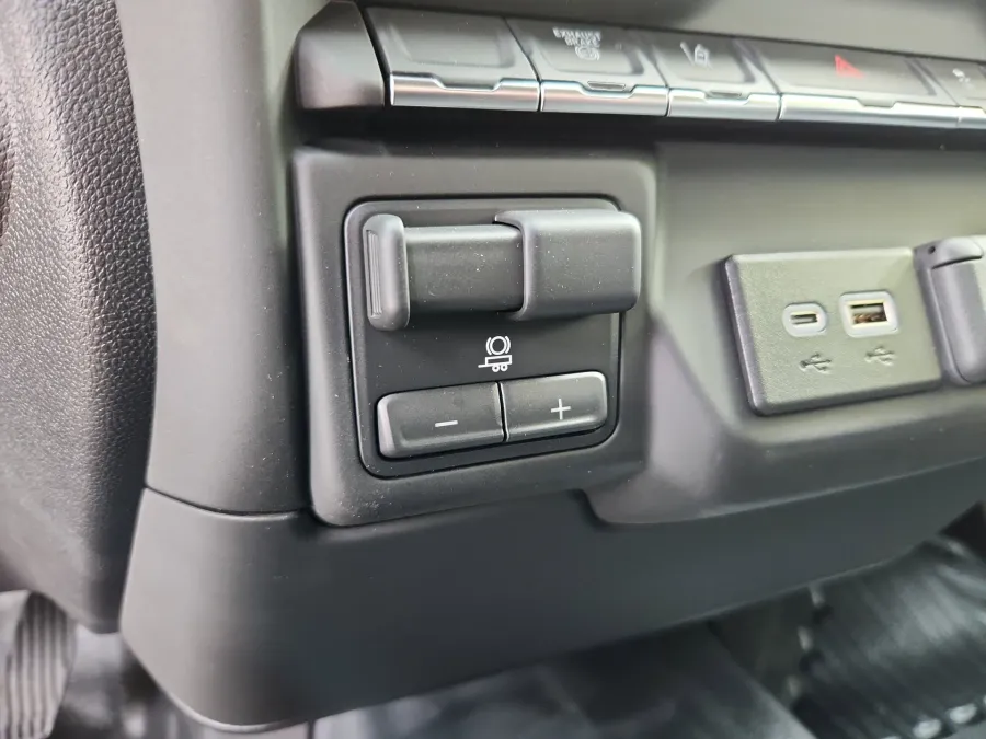 2026 GMC Sierra 3500HD CC Pro | Photo 24 of 28