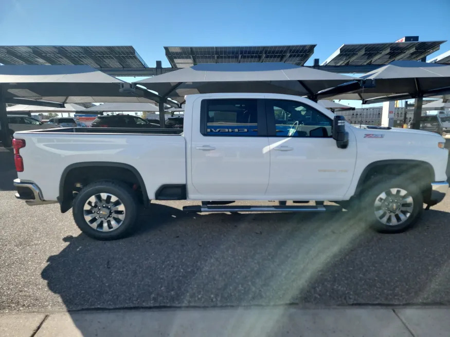 2026 Chevrolet Silverado 2500HD LT | Photo 7 of 20