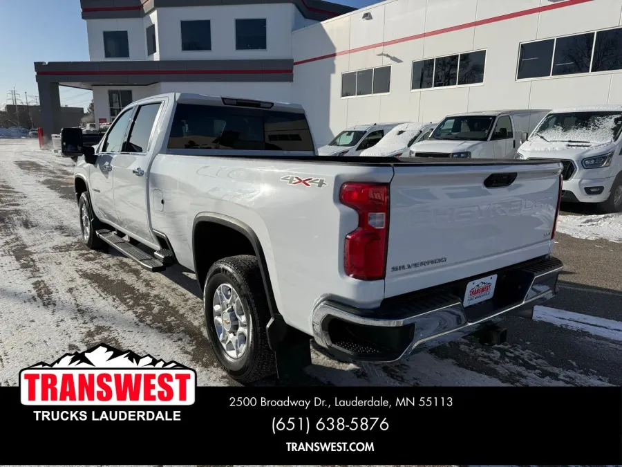 2021 Chevrolet Silverado 2500HD LTZ | Photo 2 of 21