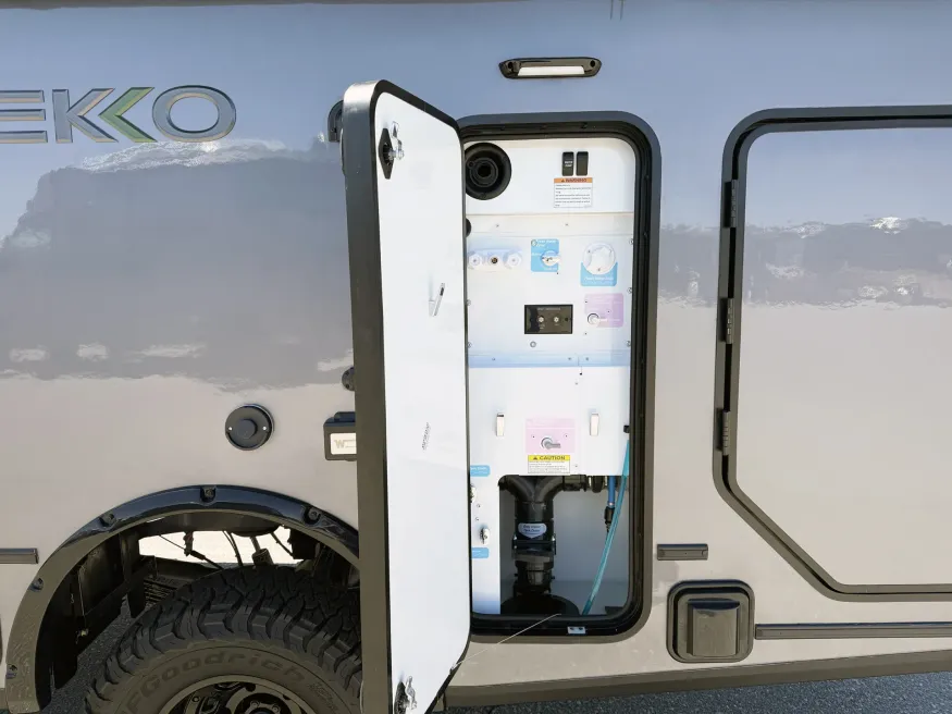 2027 Winnebago EKKO 23B | Photo 23 of 24