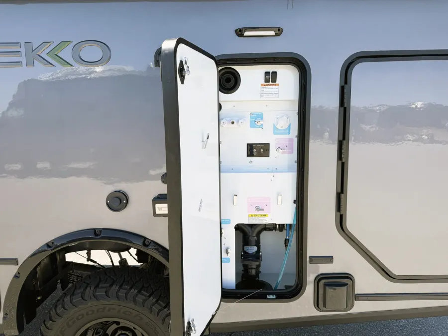 2027 Winnebago EKKO 23B | Photo 23 of 24