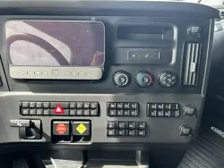 2026 Freightliner PJ126SLP | Thumbnail Photo 17 of 19