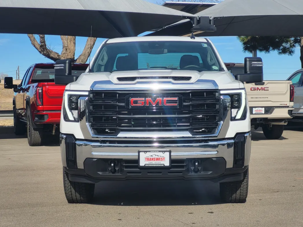 2026 GMC Sierra 3500HD Pro 
