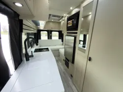 2026 Pleasure-way Ontour 2.2AWD | Thumbnail Photo 11 of 18