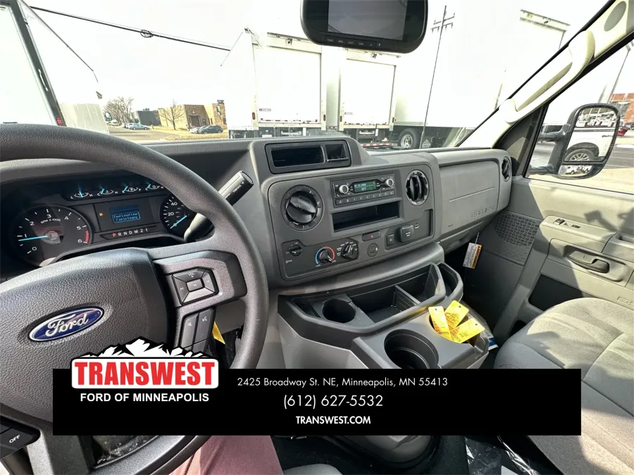 2025 Ford E-350SD | Photo 9 of 11