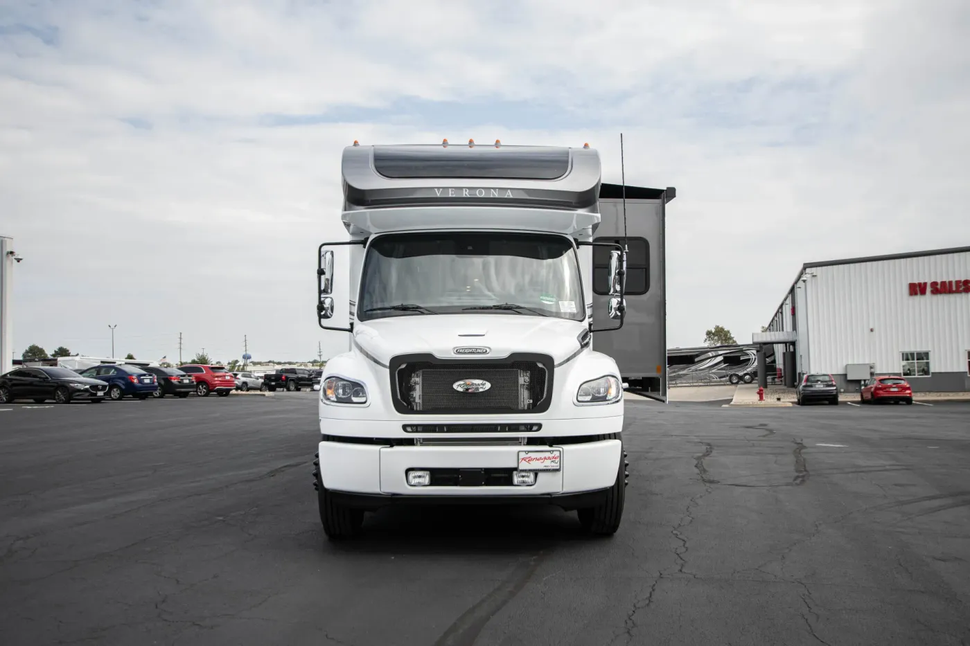 2026 Renegade Verona 36VSB | Photo 5 of 25