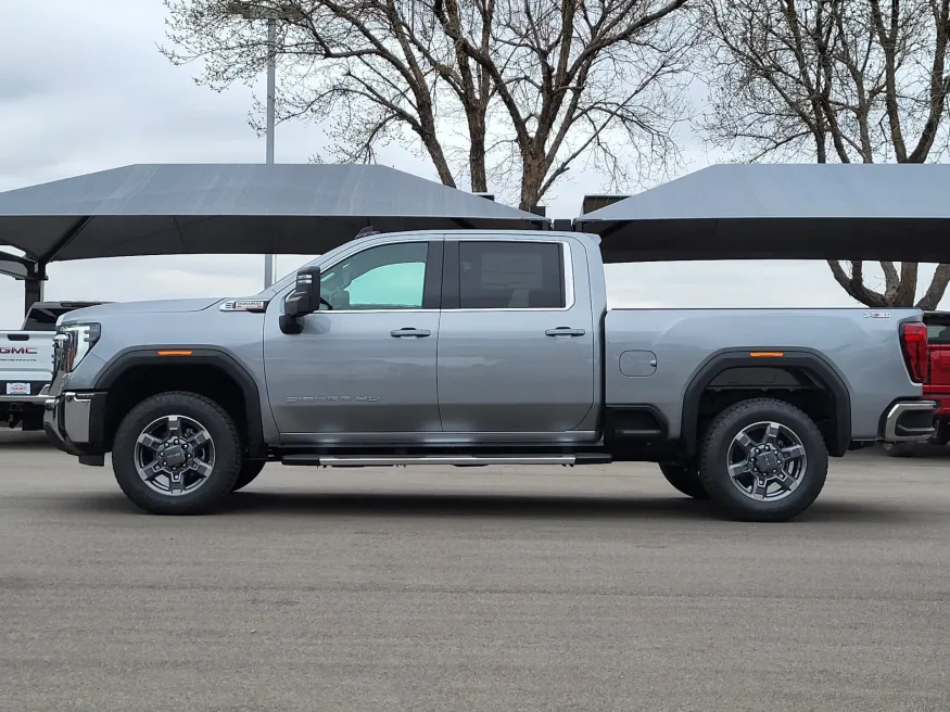 2026 GMC Sierra 2500HD SLE | Photo 3 of 24