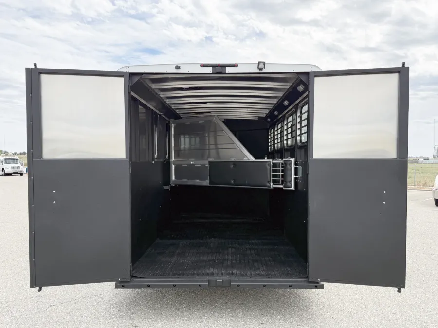 2026 Logan Coach Bullseye 4HGN | Photo 10 of 15