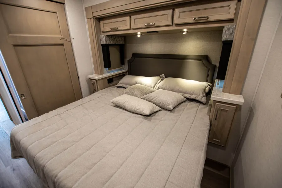 2026 Renegade Verona 36VSB | Photo 26 of 25