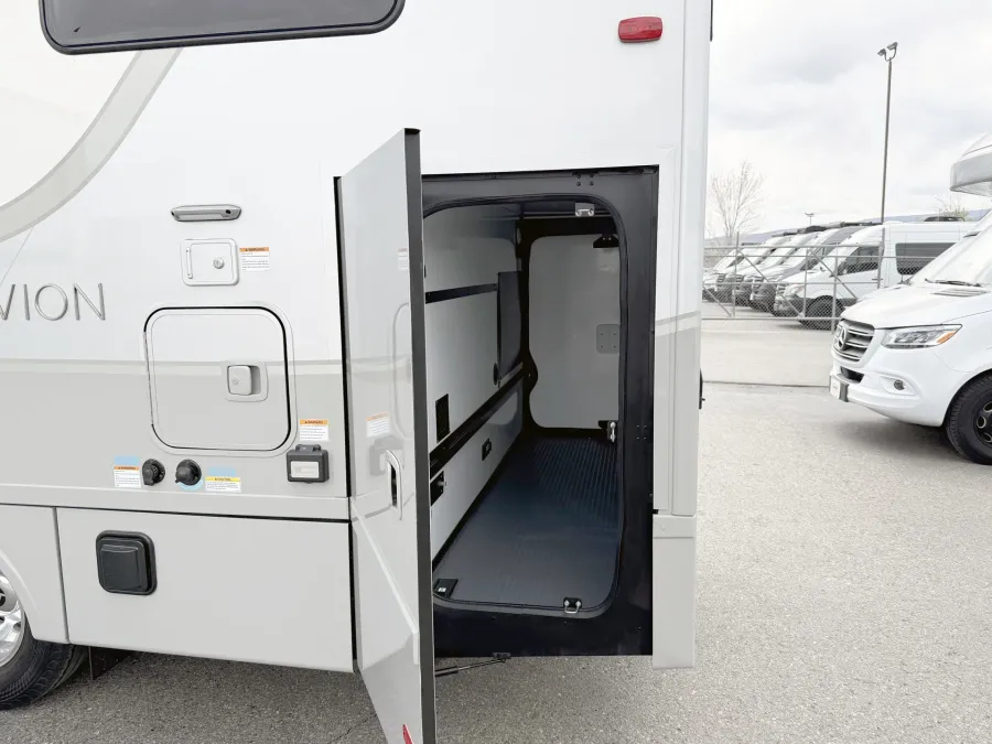 2027 Winnebago Navion 24R | Photo 13 of 18