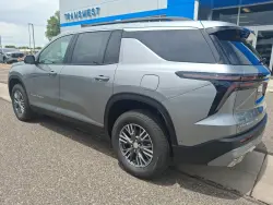 2026 Chevrolet Traverse AWD LT | Thumbnail Photo 2 of 22