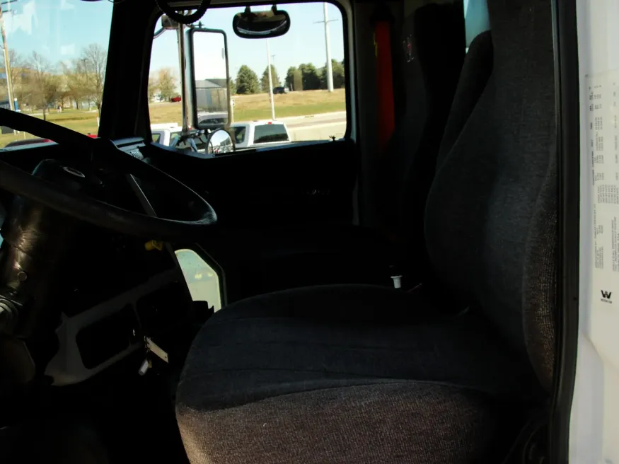 2018 Western Star 4700 | Photo 19 of 20