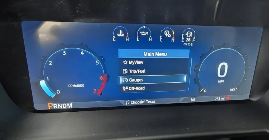 2026 Ford Super Duty F-350 | Photo 18 of 29