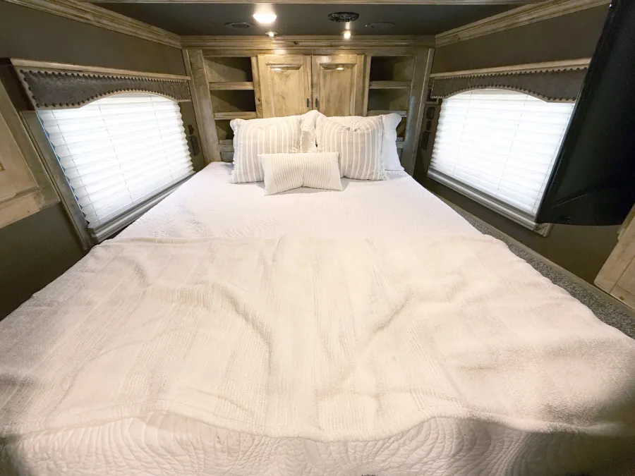 2025 Cimarron Norstar 4HLQ | Photo 6 of 30