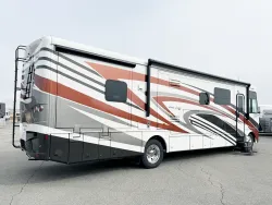 2022 Newmar Bay Star 3626 | Thumbnail Photo 19 of 30