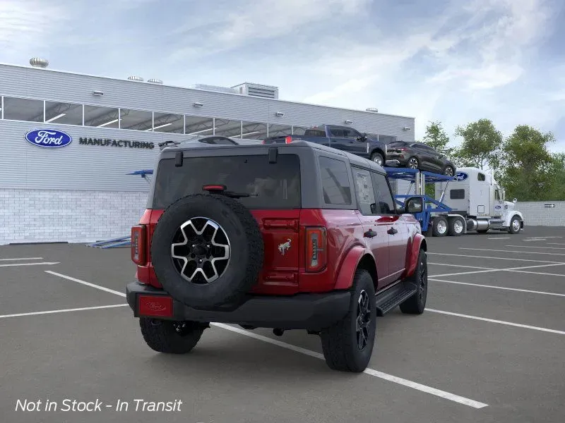 2026 Ford Bronco Outer Banks | Photo 7 of 25