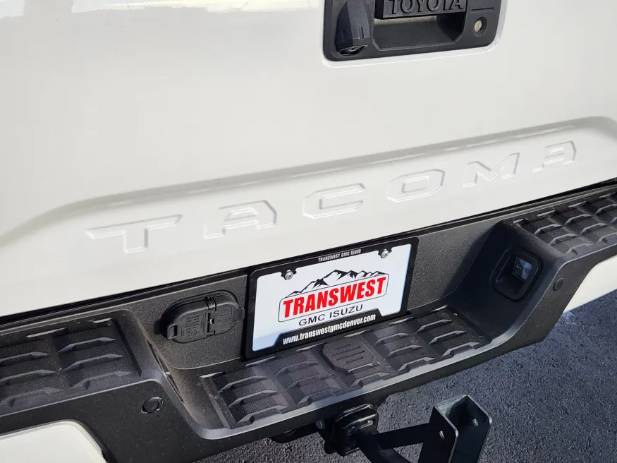 2020 Toyota Tacoma 4WD | Photo 14 of 30