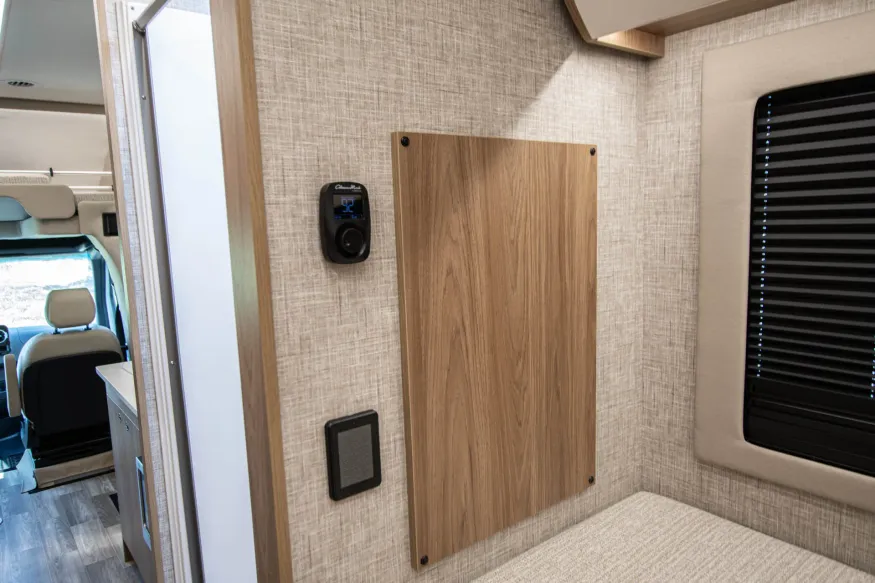 2026 Tiffin Wayfarer 25XLW | Photo 17 of 16