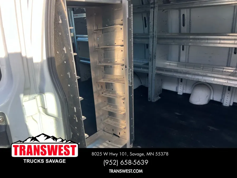 2018 Chevrolet Express 3500 Work Van | Photo 3 of 19