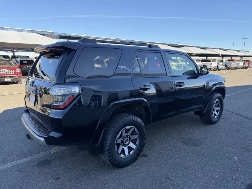 2022 Toyota 4Runner TRD Off Road Premium | Photo 3 of 19