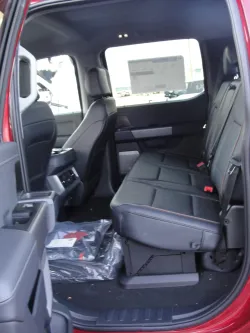 2026 Ford F-250 | Thumbnail Photo 10 of 13