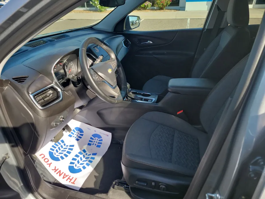 2024 Chevrolet Equinox LT | Photo 10 of 17