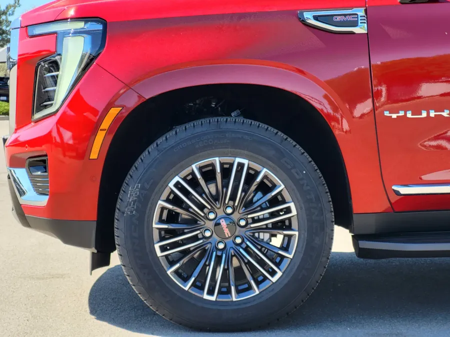 2026 GMC Yukon XL Elevation | Photo 8 of 27