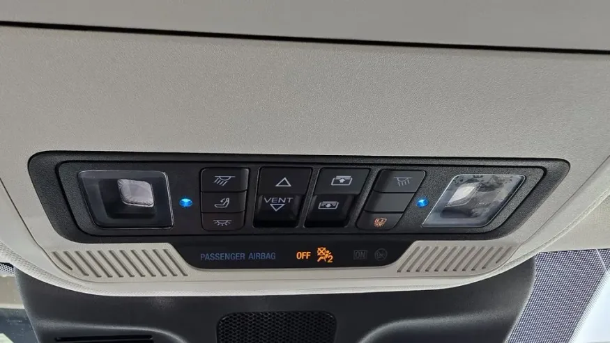 2025 Ford Expedition Max | Photo 32 of 40