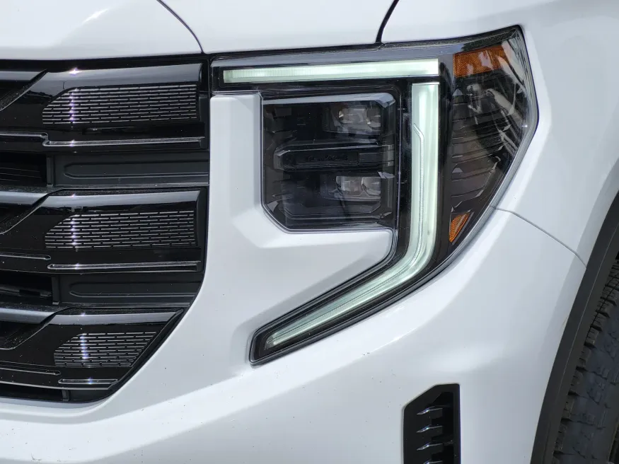 2026 GMC Sierra 1500 Elevation | Photo 7 of 24