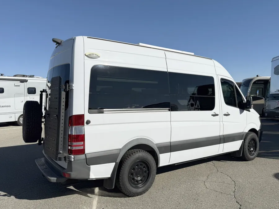 2017 Mercedes Benz Sportsmobile | Photo 10 of 17