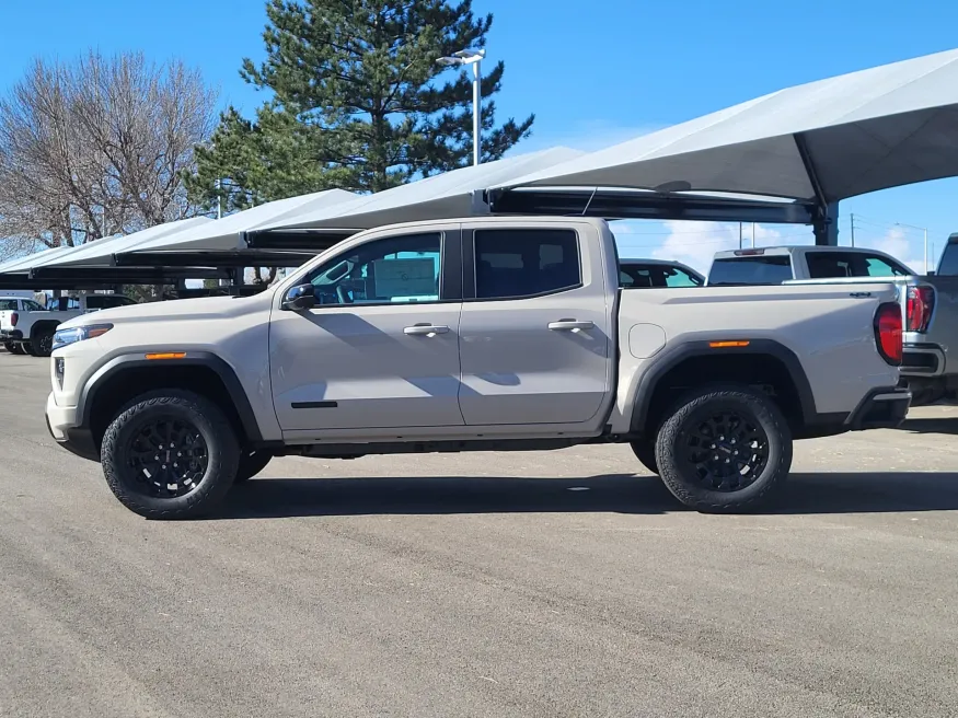 2026 GMC Canyon 4WD Elevation | Photo 3 of 26