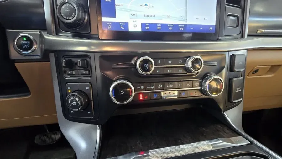 2023 Ford F-150 | Photo 23 of 33