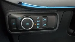 2025 Ford Explorer | Thumbnail Photo 15 of 35