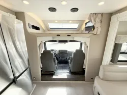 2026 Renegade Verona LE 40LRB | Thumbnail Photo 6 of 31