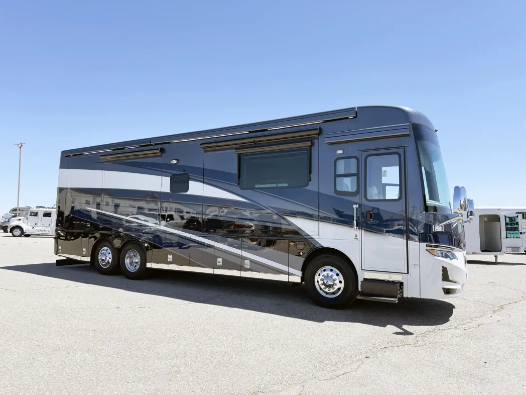 2025 Newmar Mountain Aire 3825 