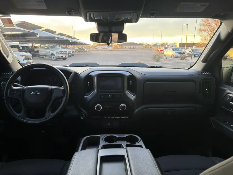 2022 Chevrolet Silverado 1500 Custom Trail Boss | Photo 10 of 19