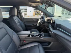 2025 Chevrolet Equinox AWD LT | Thumbnail Photo 11 of 18
