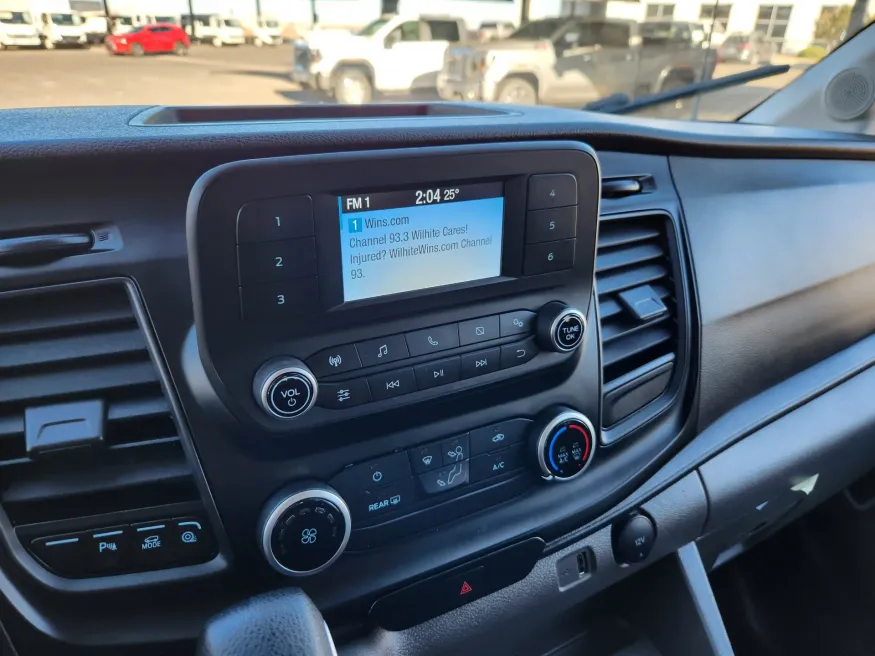 2023 Ford Transit Passenger Wagon T350 | Photo 26 of 30