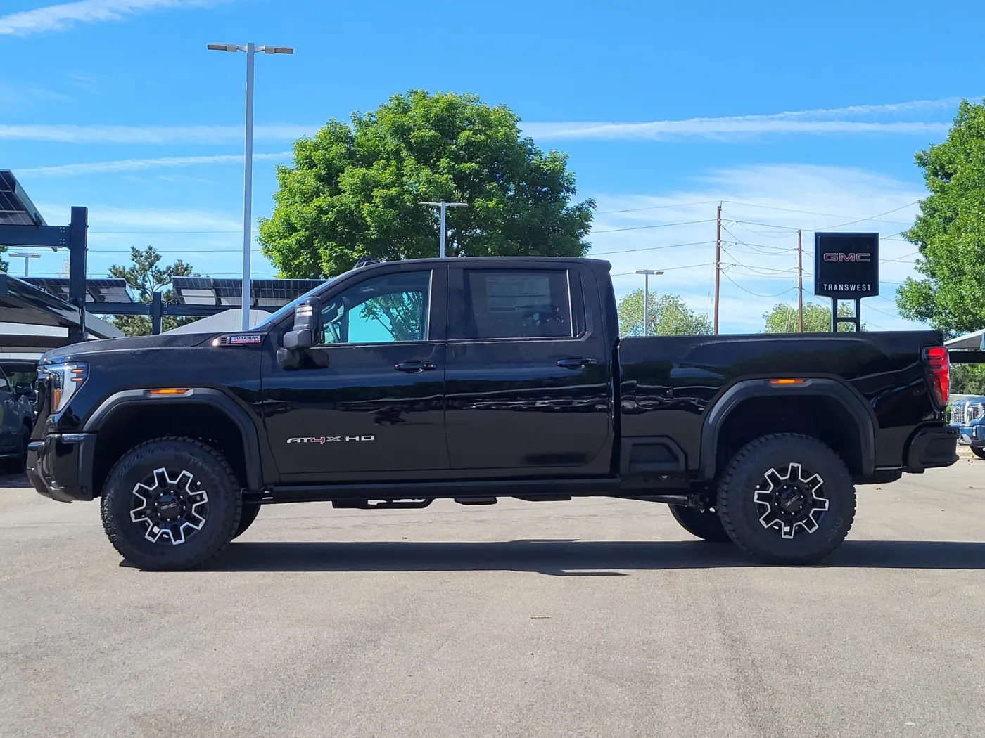 2026 GMC Sierra 2500HD AT4X | Photo 3 of 25