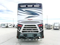 2023 Newmar Dutch Star 3736 | Thumbnail Photo 21 of 30